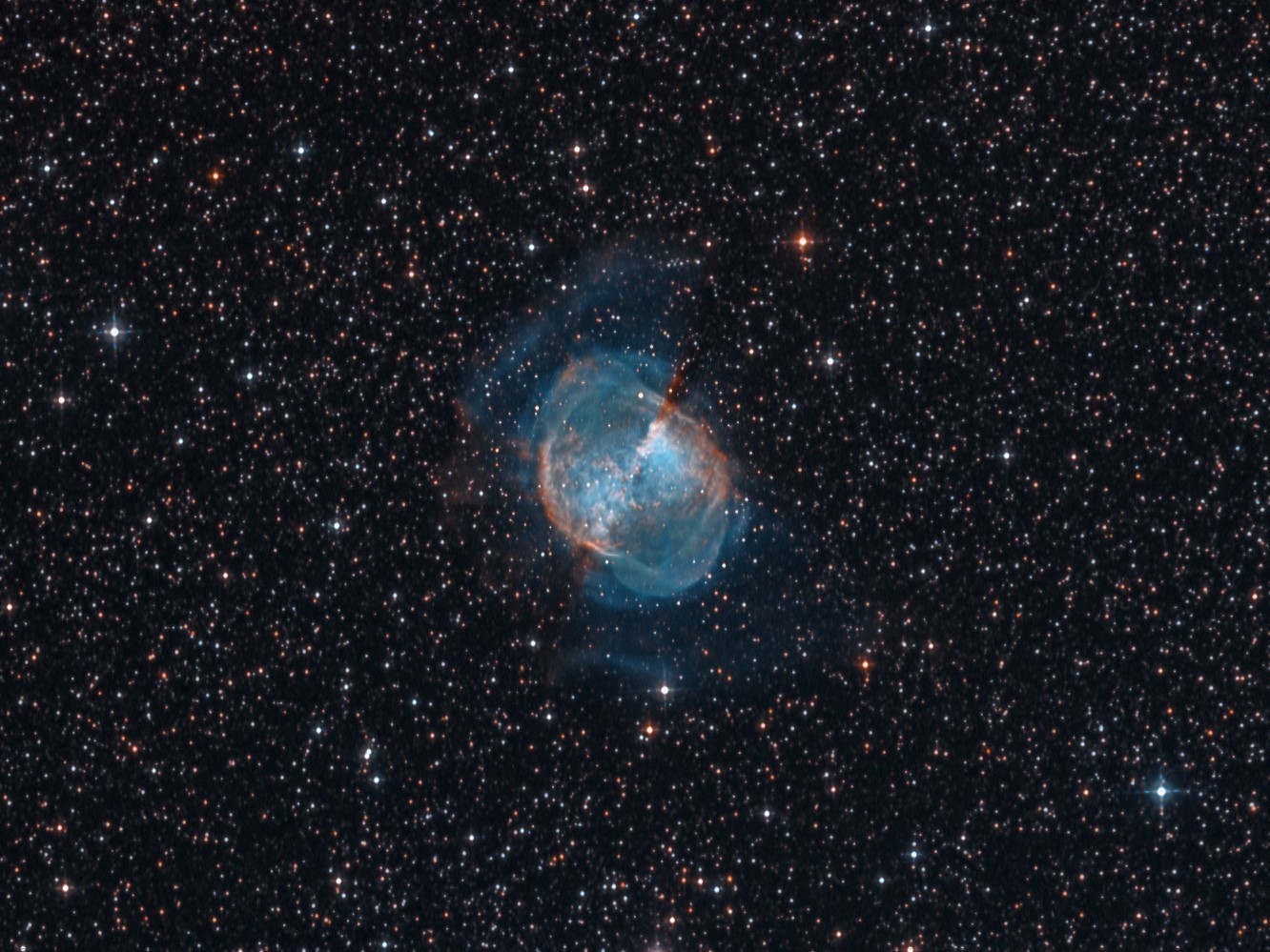 Dumbbell Nebula: Messier 27