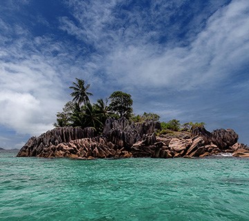 Robinson Crusoe island